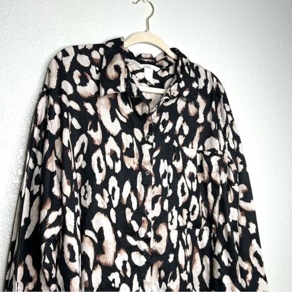 H&M Linen Black Leopard Print Button Down Shirt size XL - Picture 3 of 11